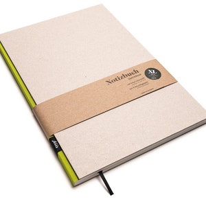 Cuaderno de diseño grande hecho a mano con papel 100% reciclado “BerlinBook” - verde lima/cartón reciclado