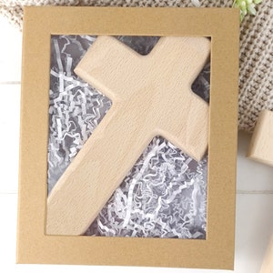 Holzkreuz Lebensbaum zur Taufe, Kommunion, Konfirmation personalisiert Kreuz image 8