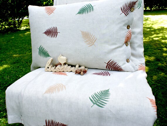 baby bed sheets and blankets