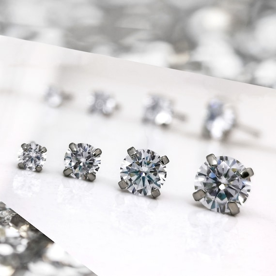 Clear Sparkly Stud Earrings - Hypoallergenic