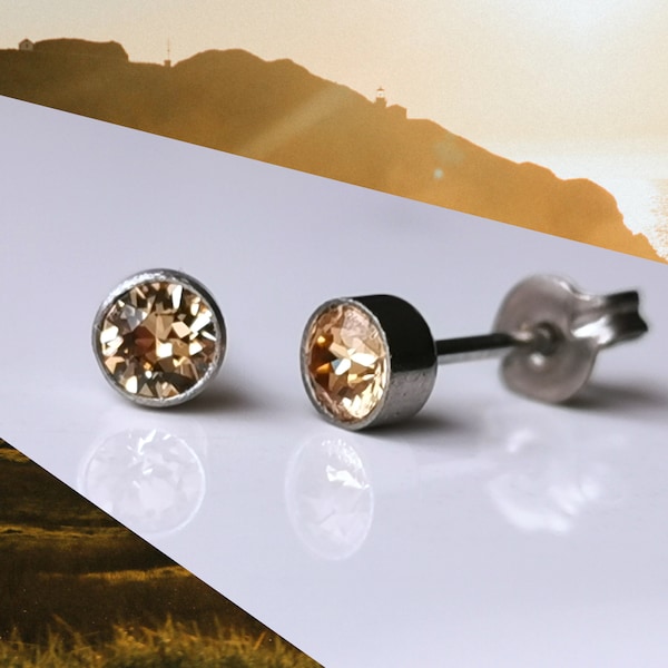 Titanium Light Peach Colorado Topaz Coloured 4mm Stud Earrings. Nickel Free Hypoallergenic Earrings Made With Titanium