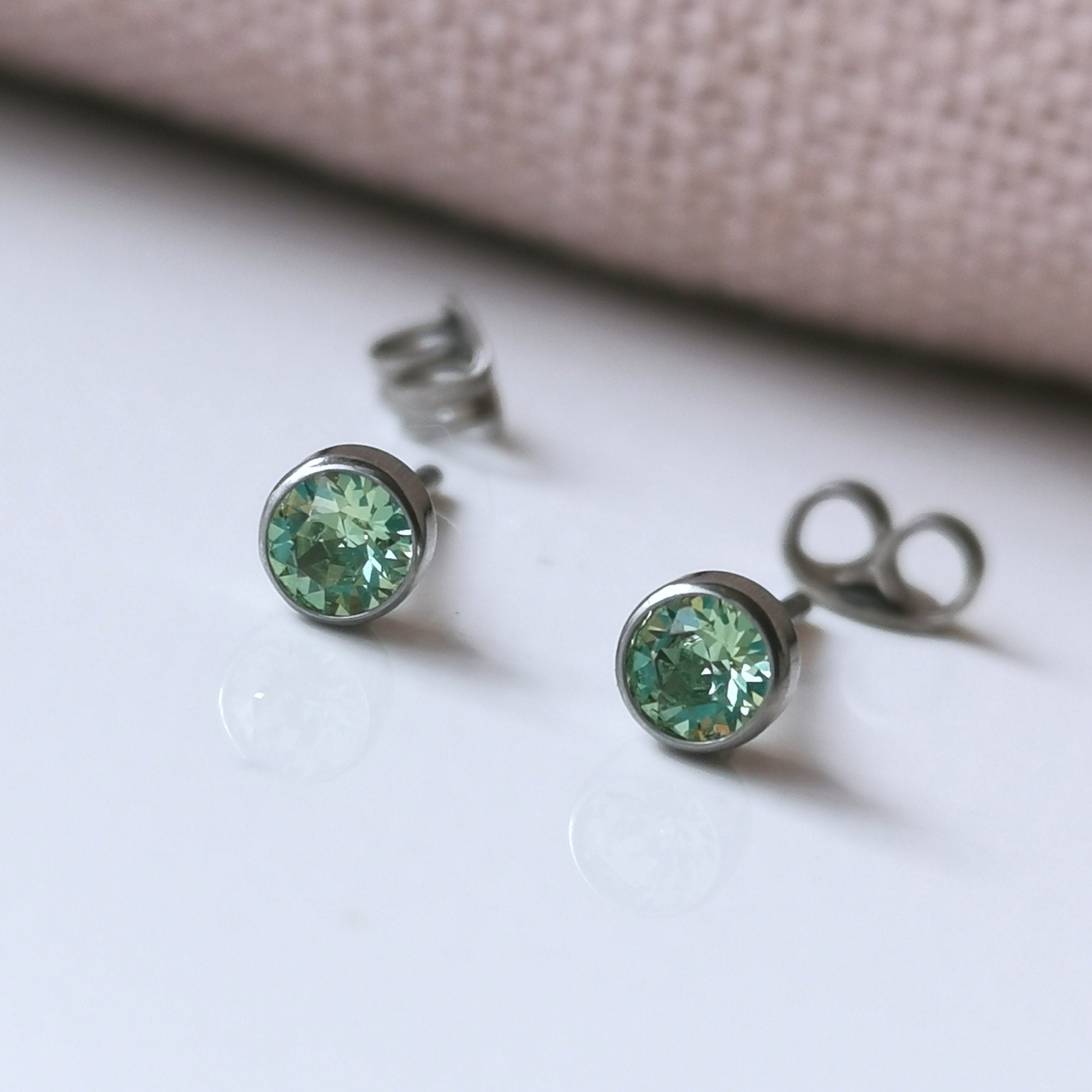 Titanium Green Peridot Coloured 4mm Stud Earrings. Nickel Free - Etsy UK