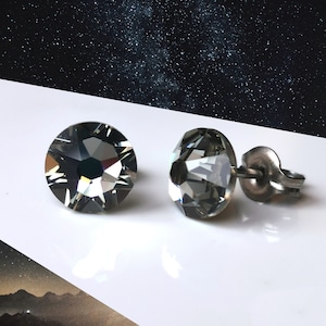 Titanium Black Diamond Coloured Stud Earrings. 6.5mm Wide, Nickel Free Hypoallergenic Earrings Made With Pure Titanium