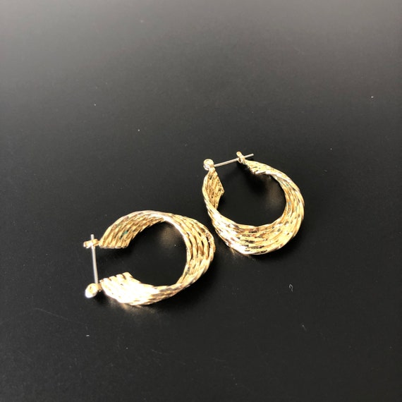 Luxus Creolen Ohrringe Hänger Hund Filigran Ikita Paris Ohrschmuck 3cm Versilber Luxus Creolen Ohrringe Hänger Hund Filigran Ikita Paris Ohrschmuck 3cm Versilber