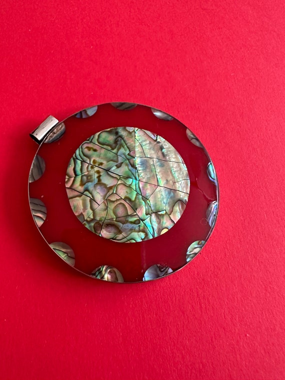 Real mother of pearl pendant for a necklace. Vint… - image 3