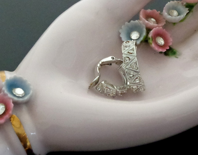 1.9 x 0.5 cm Sale--1970 /'s silver-plated rhinestones Huggies clip earrings chic