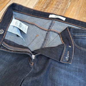 Jean d'été Brax magnifique pantalon en jean d'occasion de haute qualité image 4