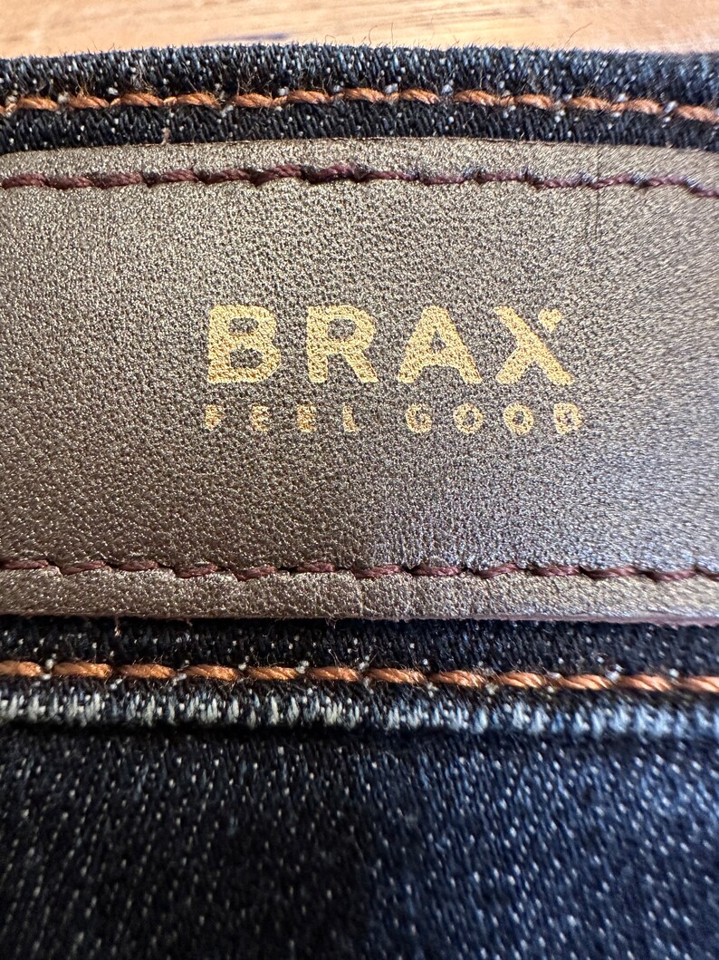 Jean d'été Brax magnifique pantalon en jean d'occasion de haute qualité image 9