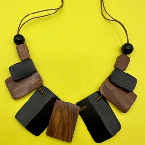 Abstract wooden bead necklace Vintage necklace made of wood
