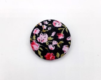 Small roses fabric button / fabric brooch