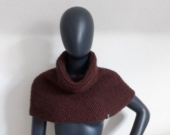 Shoulder warmer "Ivet" chocolate brown