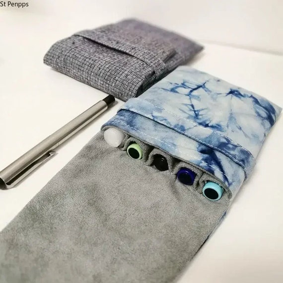 Flower Gel Pens Sky Blue Flower Print Pen Case Zippered Fabric