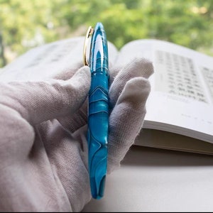 Hermosa pluma estilográfica de resina St Penpps, convertidor de tamaño de punta n.° 5 M