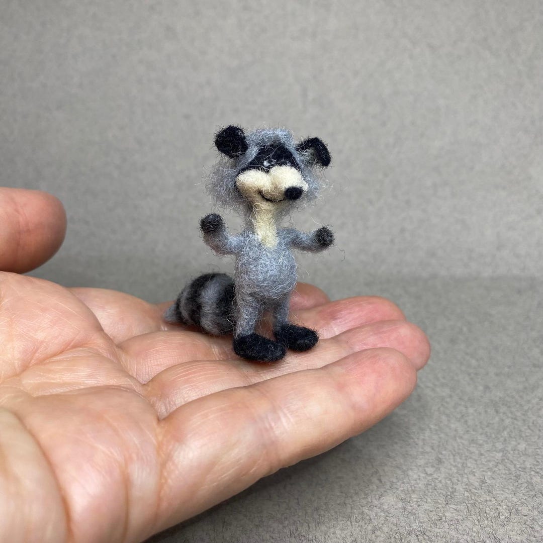 Mini Raccoon Miniature Raccoon, Dollhouse Animal, Soft Sculpture, Collectible, Dry ...