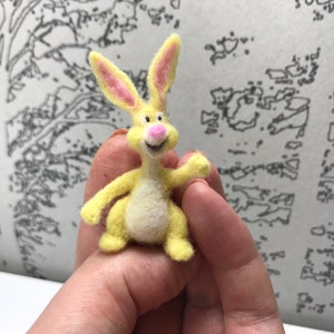 Winnie the Pooh Rabbit, Felt Animals, Cartoon Character, Puppet Animals