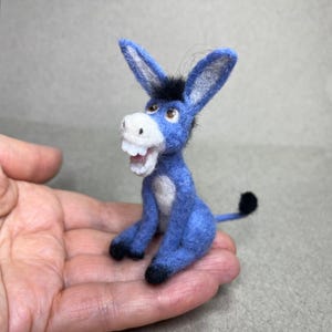 Âne feutré à l&#39;aiguille, objet de collection, animal en feutre, cadeau, laine