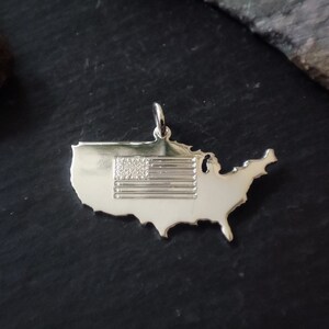 USA Landkarte Anhänger in 925er Silber mit Flaggen Gravur (LK-01/USA+Flagge)