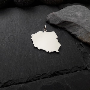 Massiver POLEN Landkarte Anhänger in 925er Silber, wahlweise ohne Stein, mit einem Brillant oder Zirkonia (LK04-Polen)