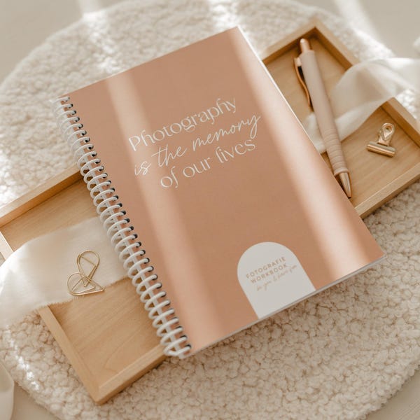 Auftragsbuch & Workbook für Fotografen/Fotografinnen in Beige