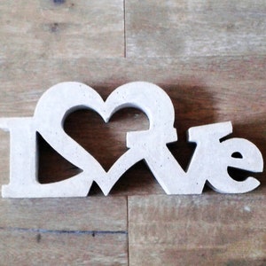 2 x Concrete casting mould lettering LOVE