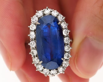 Antike GRS Zertifizierte Alte Mine 11.30 Karat Keine Hitze Burma Blau Saphir und Diamant Halo Ring in Platin | Späte 1800 Natürlicher Saphir Ring