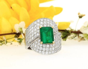 GRS Certified 2.53 Carat VIVID Muzo Green Colombian Emerald With Minor Oil in Round Cut Diamond Cluster Bypass Crossover Ring | 18K Gold