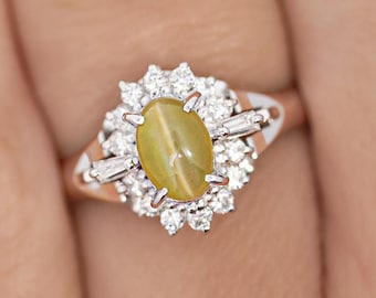 1.04 Carat Green Chrysoberyl Cat's Eye and Diamond Platinum Art Deco Style Ring