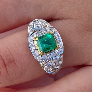 Natural Colombian Emerald and Diamond Cocktail Ring for women, 18k Solid White gold Natural Emerald Ring, Emerald Cut Emerald Ring for her