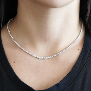 Natural 3.09 Carat Diamond Graduated Tennis Choker Necklace in Platinum 900 and 16.5 Inches