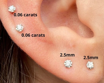 Pendientes de diamantes naturales, pendientes de diamantes genuinos de 2,5 mm en oro blanco de 14 k chapados en plata esterlina 925 chapados en oro blanco y cierre hacia atrás