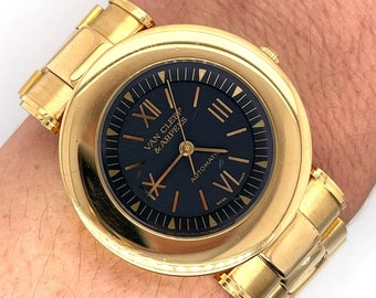 Pre-Owned Van Cleef & Arpels 18K Solid Gold 37MM Black Dial Automatic Watch in Gold Bracelet | Van Cleef and Arpels Unisex 18K Gold Watch