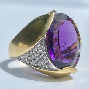 Purple Amethyst Ring, Vintage Amethyst Statement Ring, Vintage European Purple Amethyst and Diamond Ring in 18k solid gold