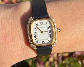 Dames Vintage Cartier Gondole met Diamond bezel, Dames Cartier Vintage horloge met Cartier Diamond bezel en lederen band- Cartier horloge