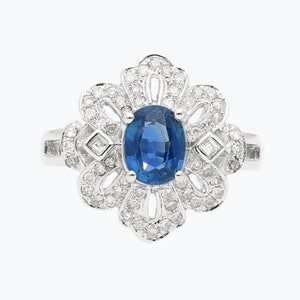 Vintage Blue 1 carat Natural Sapphire in art deco natural Diamond Flower Ring set // Natural Oval Blue Sapphire and Diamond Flower Ring