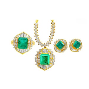 Colombian Emerald Earring, Necklace, and Ring Set / 14k yellow gold / Natural Colombian Emerald and Diamond Necklace, Earring, and Ring Set