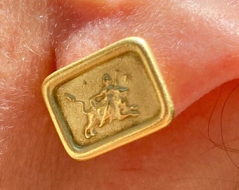 18K Gold Hand-Carved Greek Goddess Rhea-Cybele Earring, Antique Estate One-of-One, Moon and Stars Design with Pash Back Gold Closure