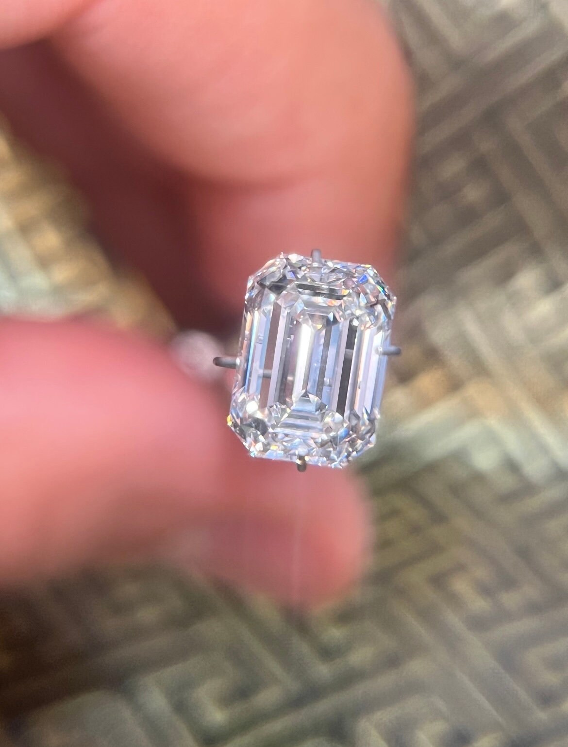 エメラルドラボグロウンダイヤモンド3.00ct G-VS1