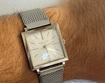 Antique Audemars Piguet 21650 Square Dial 25mm in 18K White