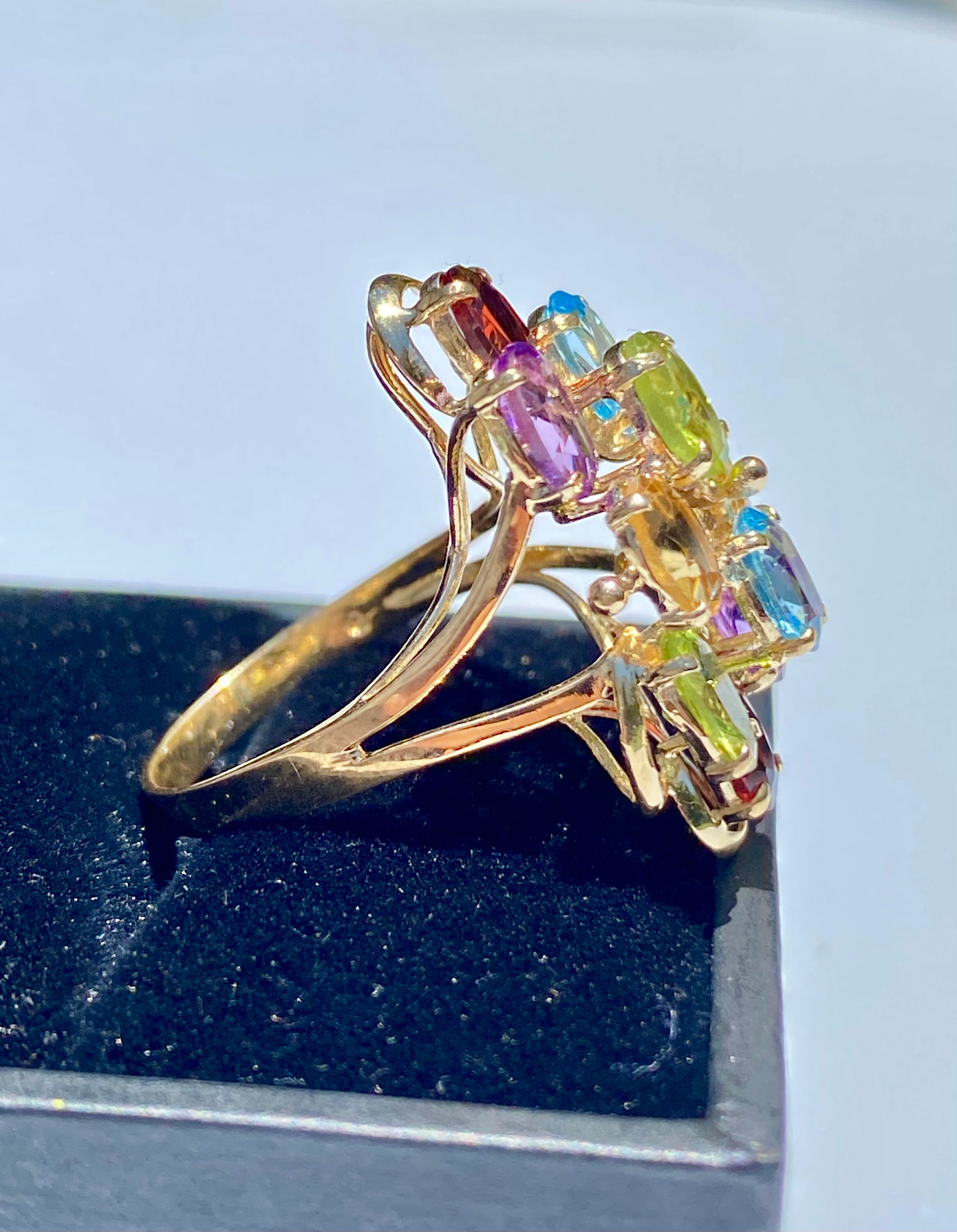 Anello vintage in oro giallo con pietre preziose - GIOIELLERIA ROMA