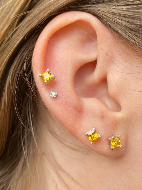 Shop Roberto Coin Love In Verona 18K Yellow Gold & Diamond Flower Stud  Earrings | Saks Fifth Avenue