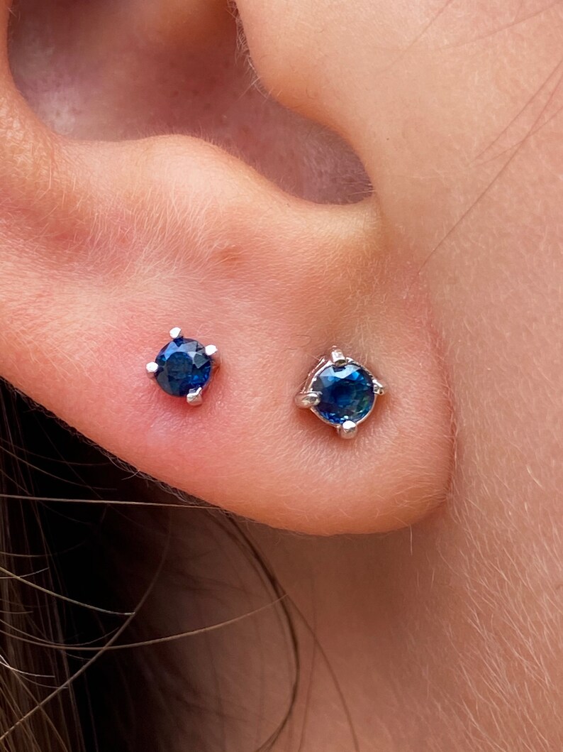 Dark Blue Natural Sapphire Stud Earrings / 2.5mm / 3mm / 4mm Etsy