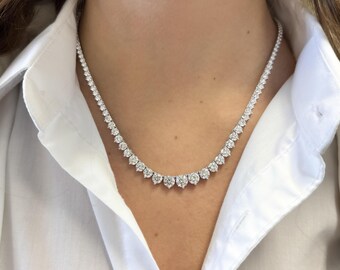 21 Carat Lab Grown Diamond 3-prong 14K White Gold Graduating
