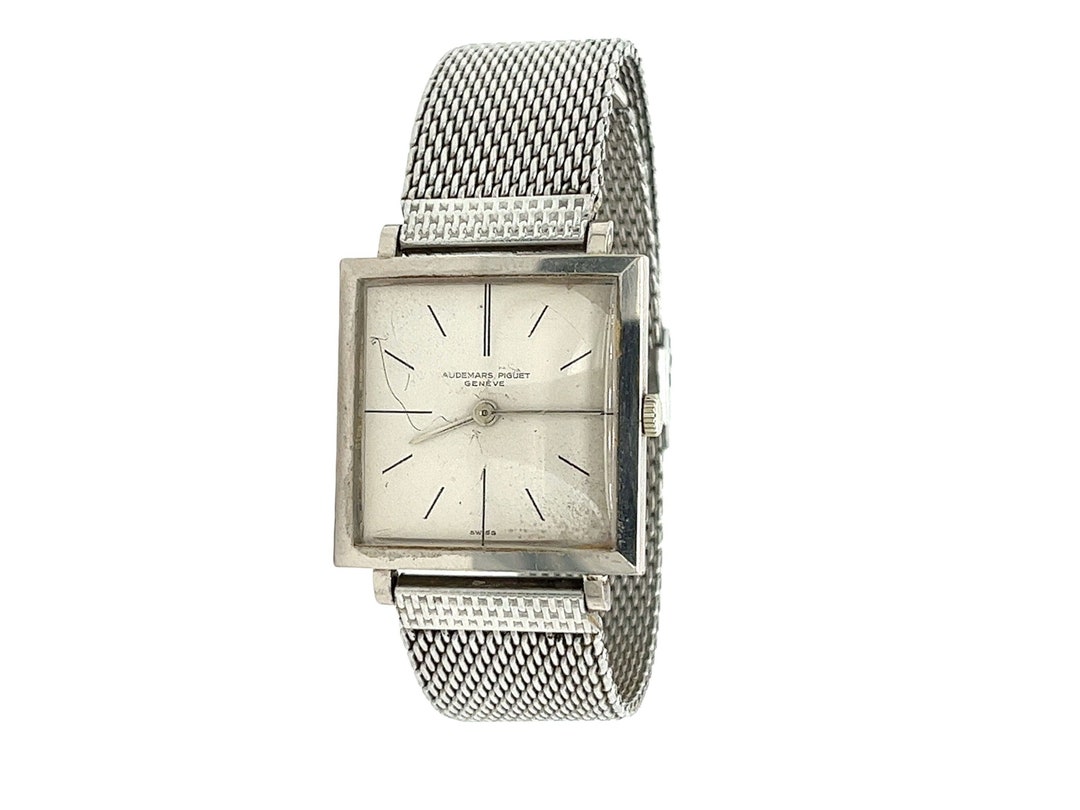 Antique Audemars Piguet 21650 Square Dial 25mm in 18K White Gold