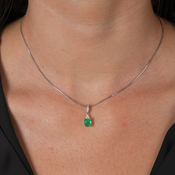 Emerald Pendant - Etsy