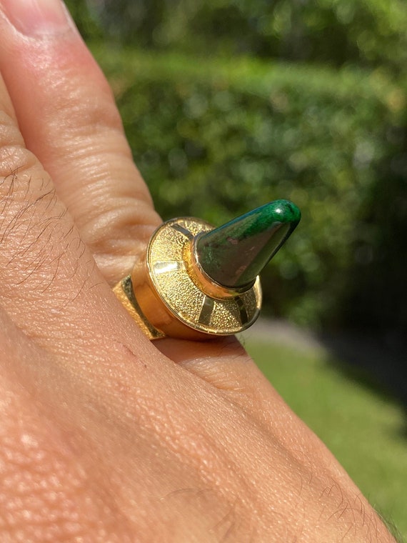 Pointed Nephrite Jade Ring, 6 Carat Nephrite Green