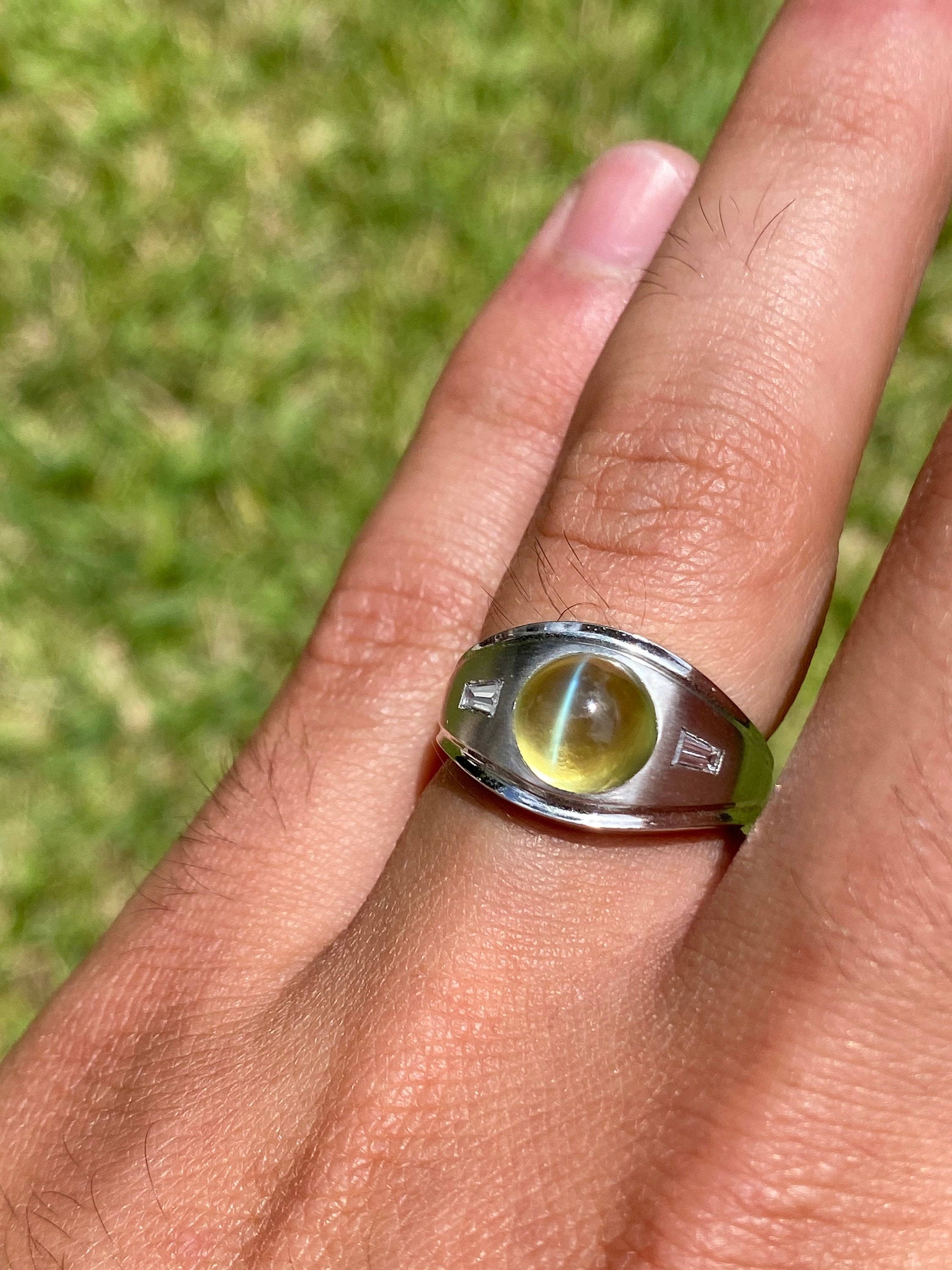 Size 8 - Solid 10k White Gold Diamond and Grey Cat's Eye Ring|Amazon.com