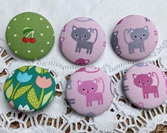 Stoff-Knopf Kirsche Katze Tulpen 38 mm Knopf  fabric covered buttons cherry cat tulips
