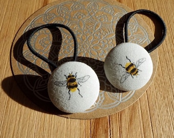 2 x hair ties made of fabric-covered buttons bee bee honey bees honey plait rubber button