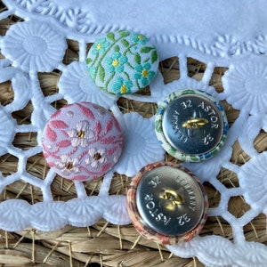 Fabric button forget-me-not 3 colors 20.5 mm fabric covered button fabric covered button forgot-me-not 4 colors image 4