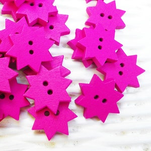 5 kleine Holzknöpfe Sterne ca. 20 mm, dunkelpink / fuchsia Bild 2